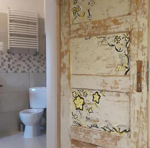 Miodowy Kociolek Holiday home Mragowo